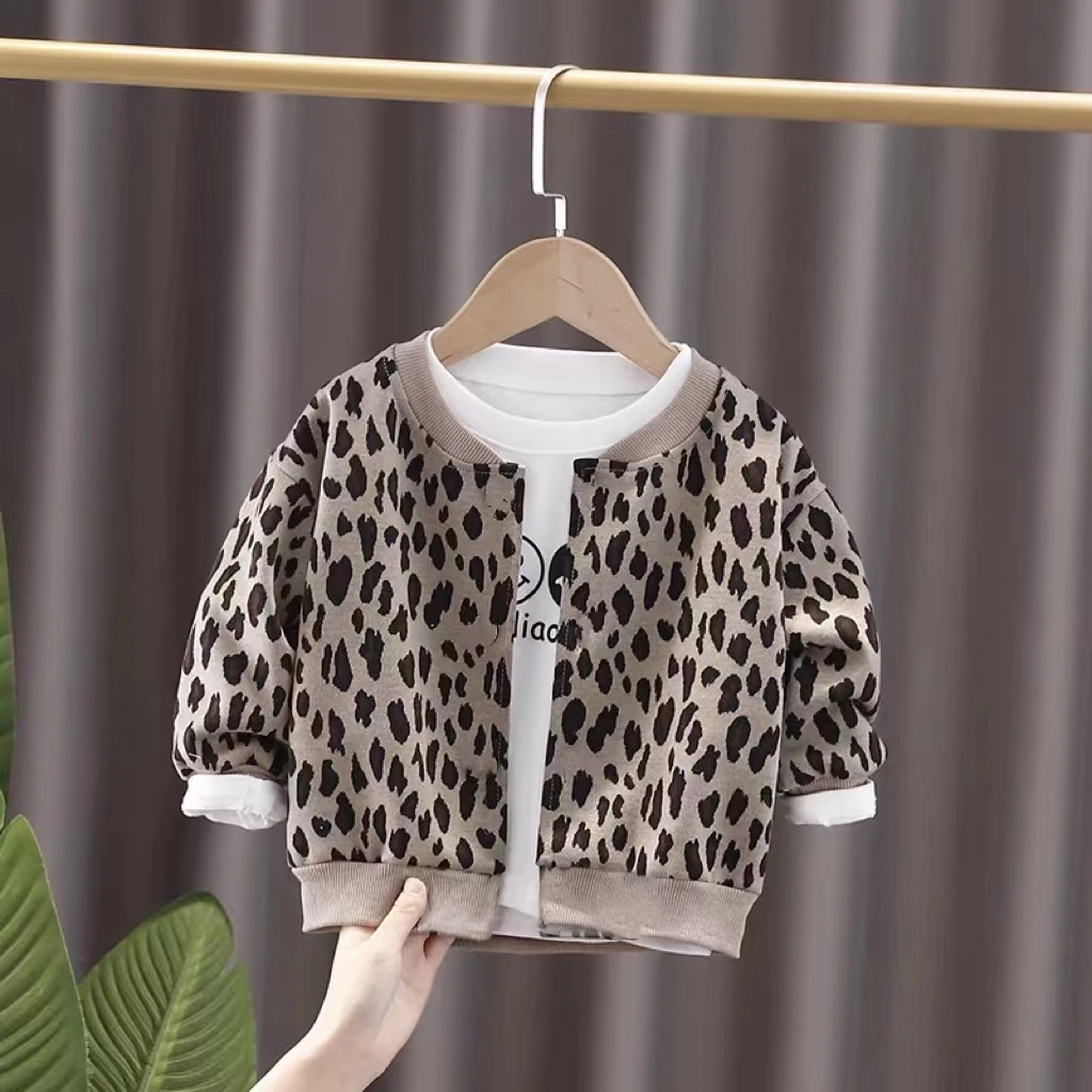宝宝秋季外套婴儿豹纹棒球服外套儿童时尚百搭春秋洋气小童休闲