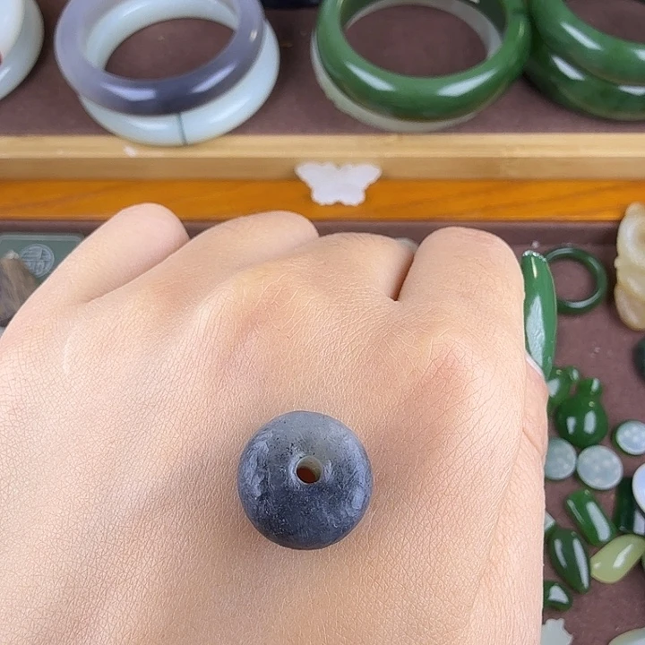 和田玉（糖玉）未镶嵌手链