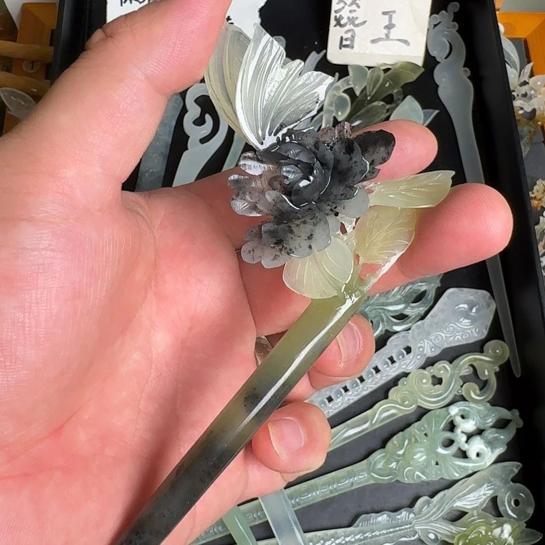 蛇纹石玉未镶嵌发饰