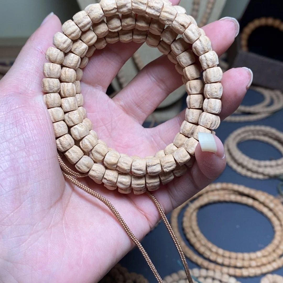 柏香籽/百香籽吊坠7.5黄皮直切