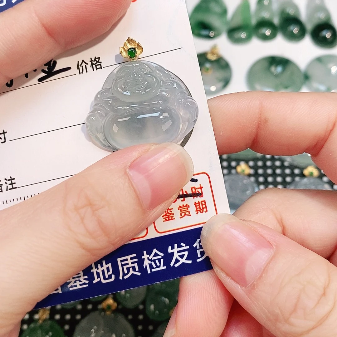 翡翠颈饰18K金镶嵌吊坠