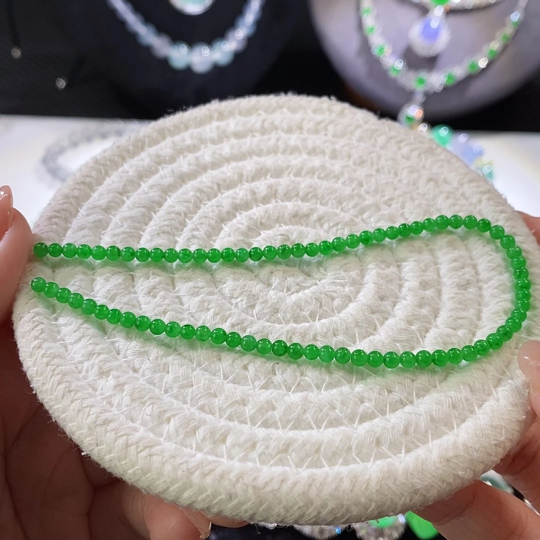 翡翠把件未镶嵌单颗买断价格 多样性发其一