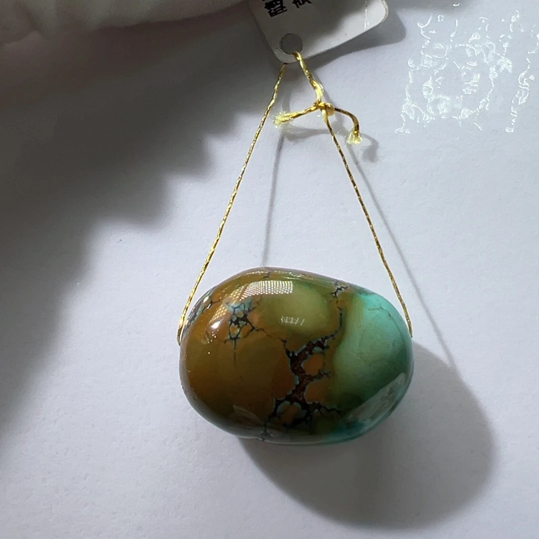 绿松石未镶嵌挂件