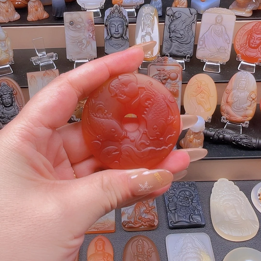 超***爸玛瑙/玉髓未镶嵌颈饰