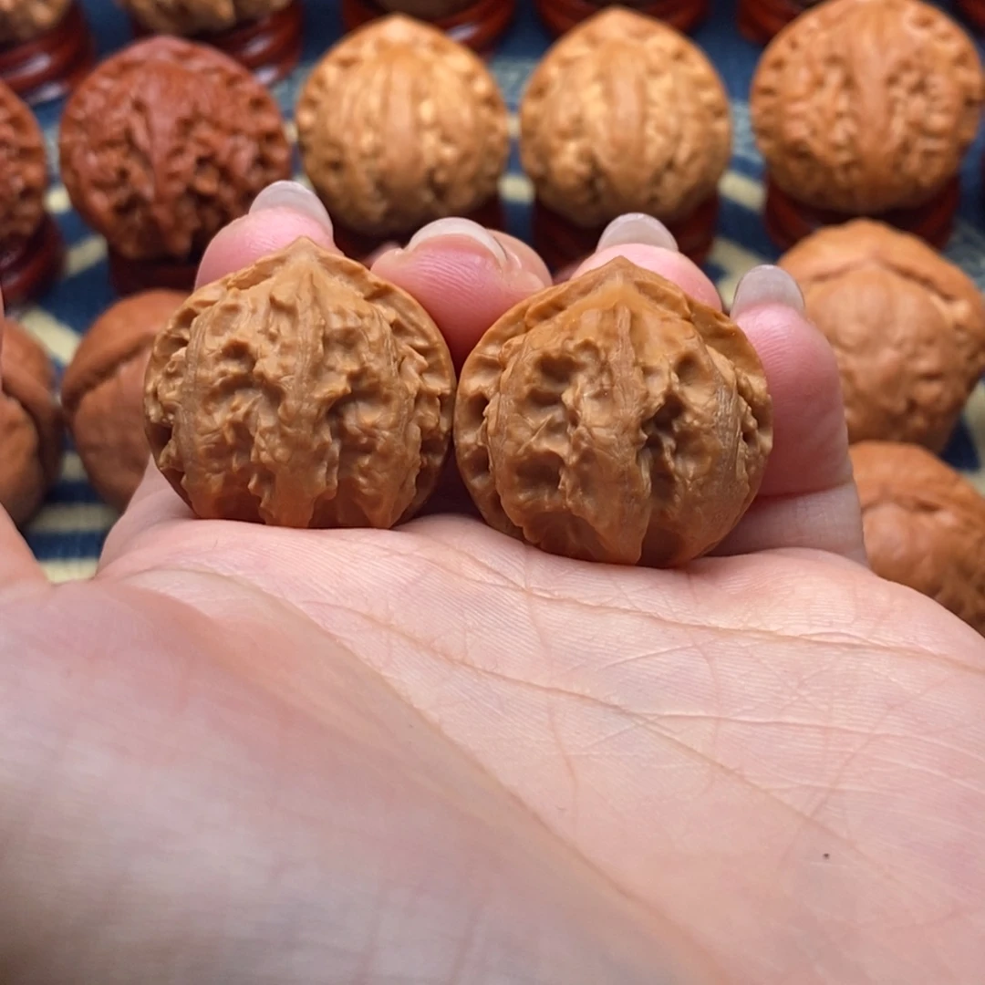 文玩核桃把件精品手捻