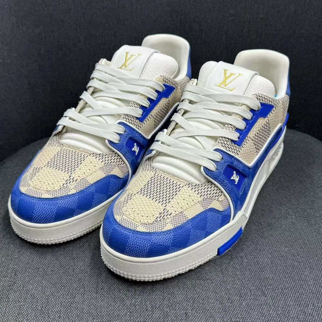 全新未使用 LouisVuitton/路易威登 新款蓝色棋盘格trainer奢鞋