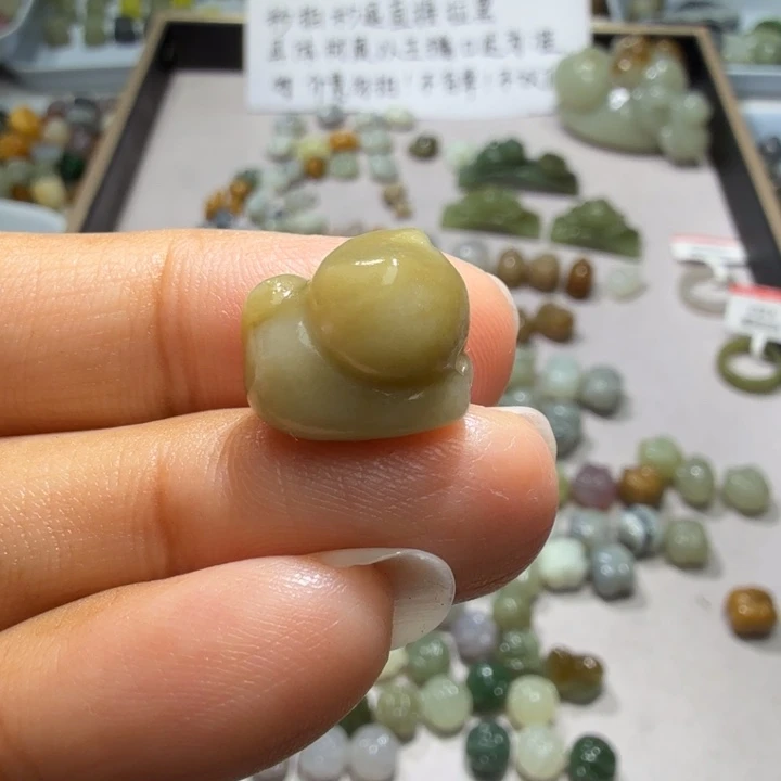 未镶嵌和田玉珠宝半成品