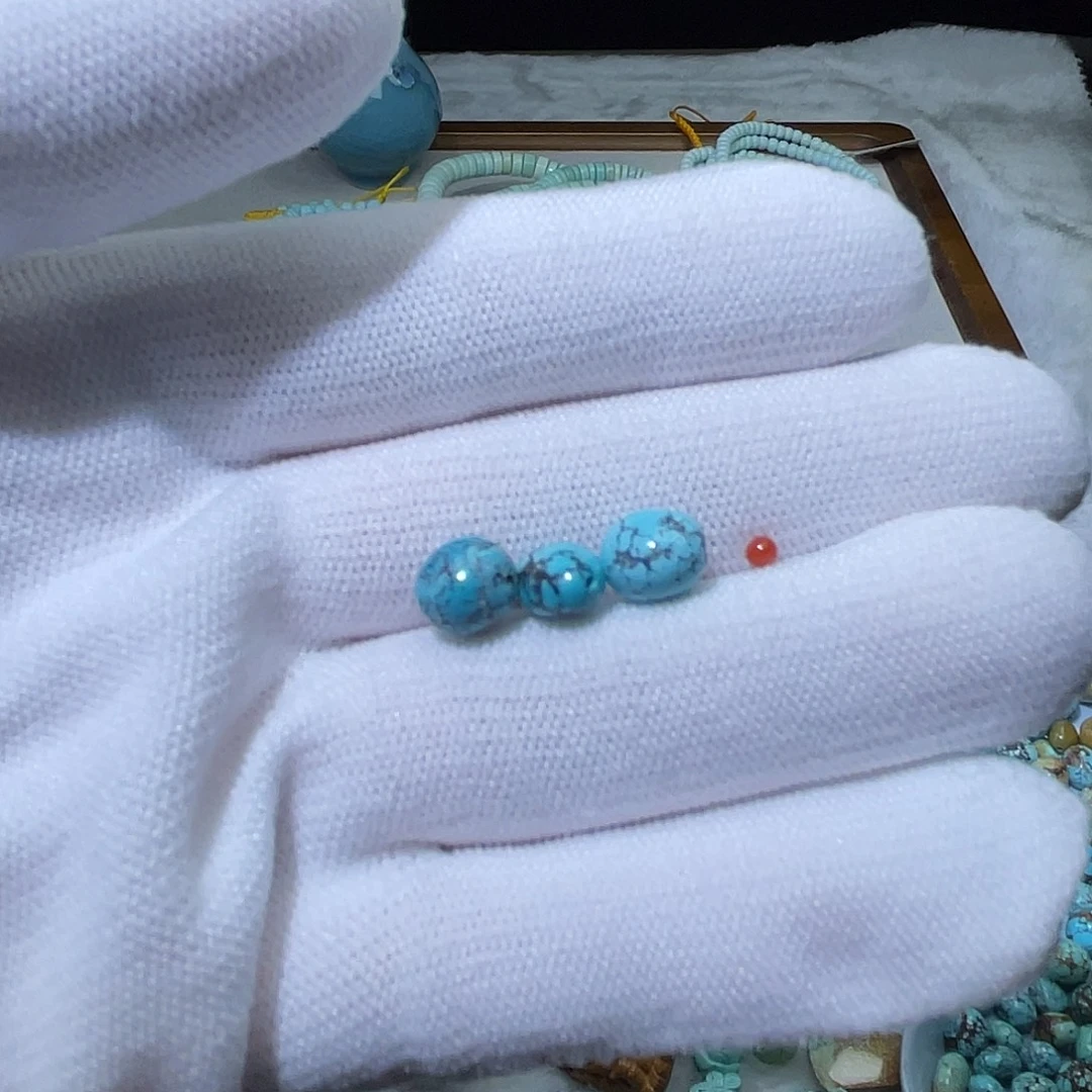 南红玛瑙未镶嵌珠宝奇石