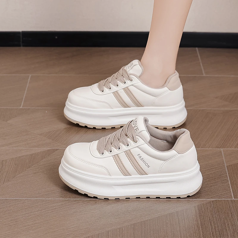 2025年春季新款小白鞋休闲轻便板鞋厚底时尚女鞋ins韩版百搭鞋517