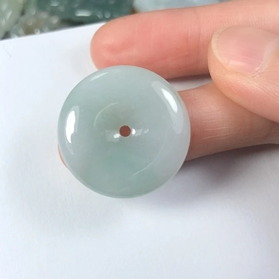 翡翠未镶嵌颈饰缅甸A货，每天下午1点半开播