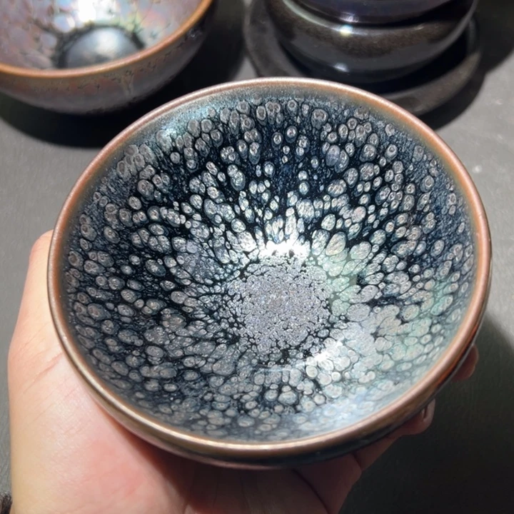 茶盏我在开会你要回来