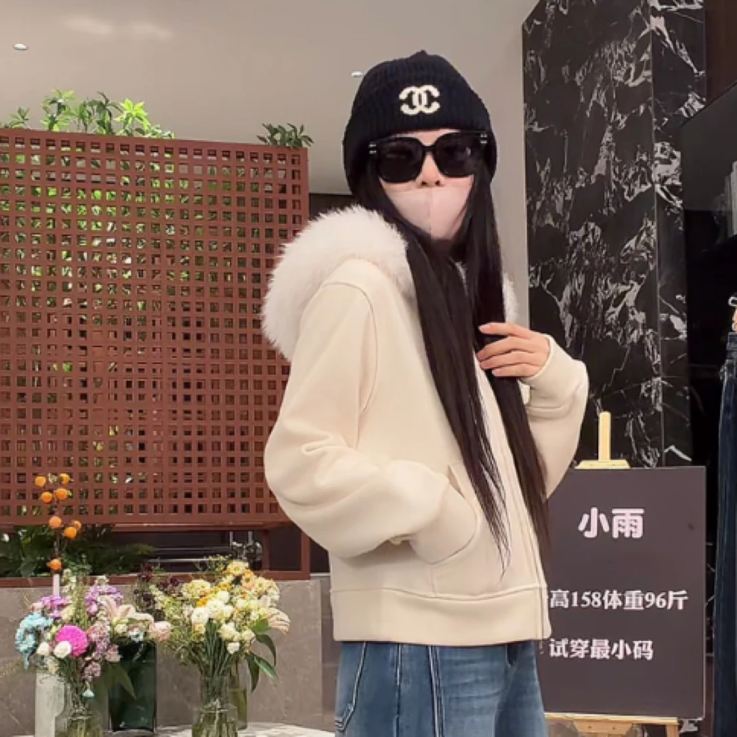 宿慕SUMU时尚气质毛毛领毛呢外套短款2025冬季新款短外套女装9087