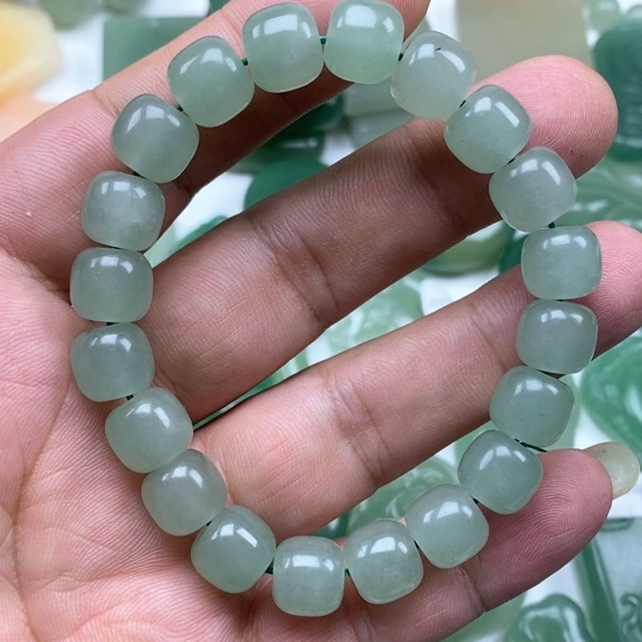 东陵石未镶嵌颈饰