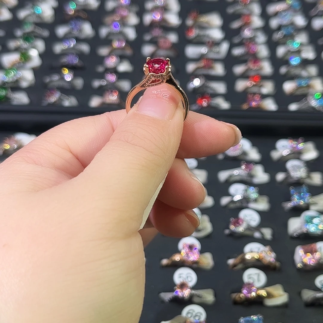 莫桑石非金属B K枚月光宝盒红宝一卡-19