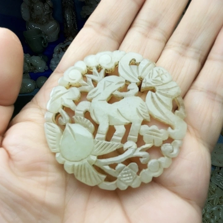 和田玉（青白玉）未镶嵌颈饰