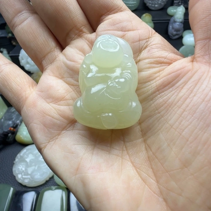 和田玉未镶嵌挂件