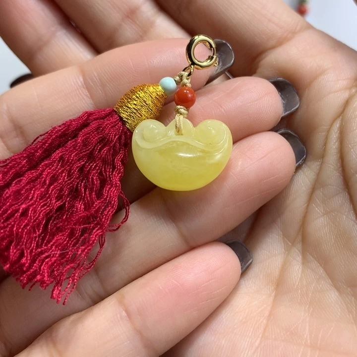 蜜蜡未镶嵌裸石配饰