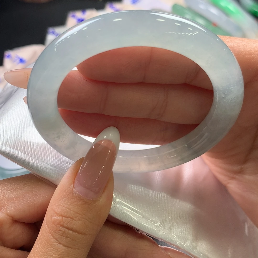 翡翠未镶嵌手镯（圆镯）39号冰种大漏