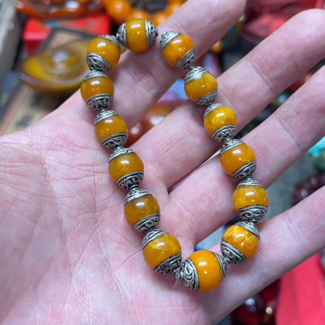 琥珀裸石未镶嵌好物推荐如图所示