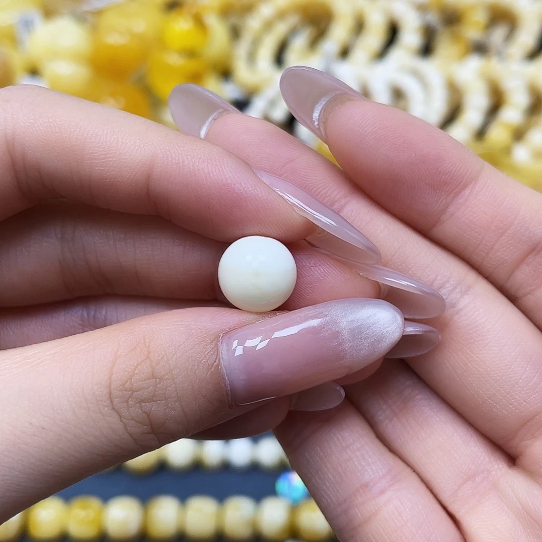 蜜蜡未镶嵌裸石圆珠10.8mm