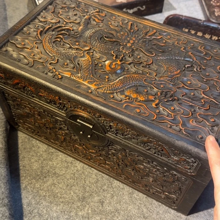 贡木箱呃呃呃呃呃呃呃