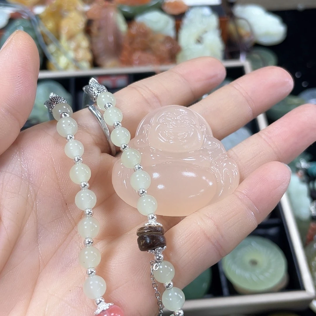 石英质玉颈饰合金不**孩