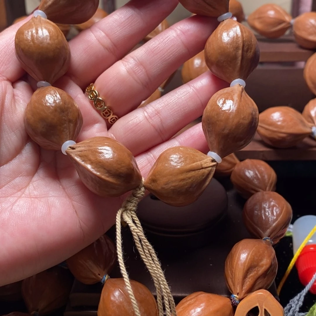 橄榄核手串/手链2.1三花短素9颗1