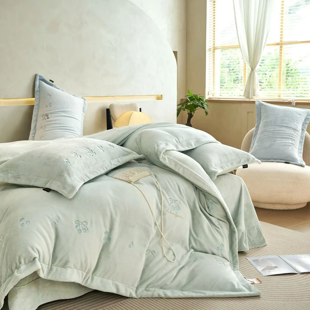 孤品高克重绒【莫奈·樱桃】全消光云朵绒纳米导电丝绒四件套