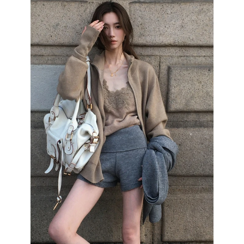 MARIE.COCO秋冬新款拉链卫衣外套蕾丝花边吊带背心针织短裤三件套