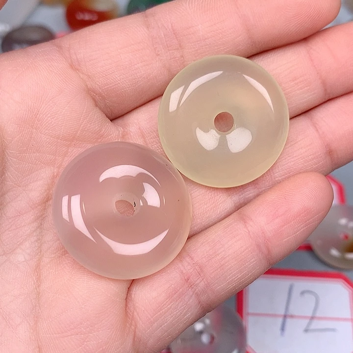 流***年玛瑙/玉髓未镶嵌颈饰