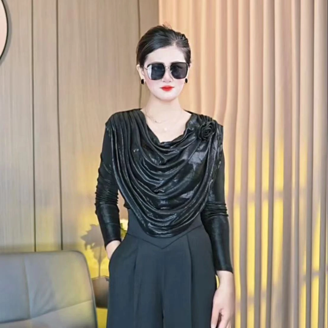 鑫儿推荐2025新款高定制轻奢设计玫瑰花一字领修身显瘦打底衫