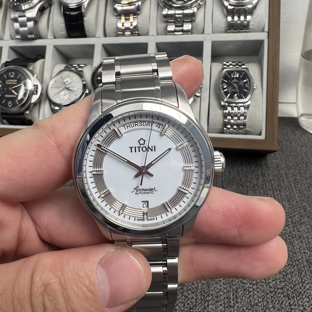 99新 Titoni/梅花 空霸系列/自动机械/男士/39mm/单表原扣全套