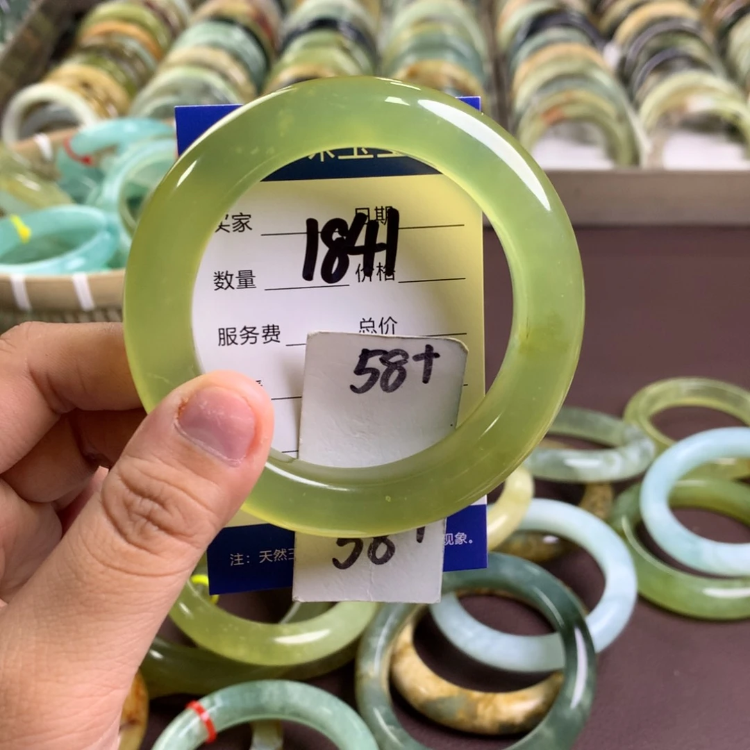蛇纹石玉未镶嵌手镯1841