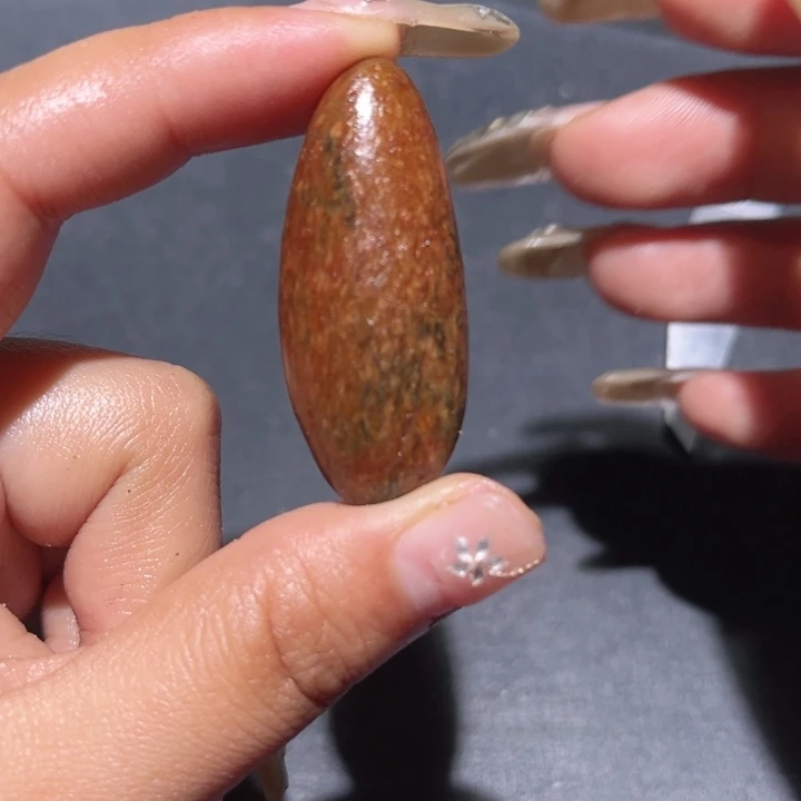 和田玉（糖玉）未镶嵌吊坠(不含链)