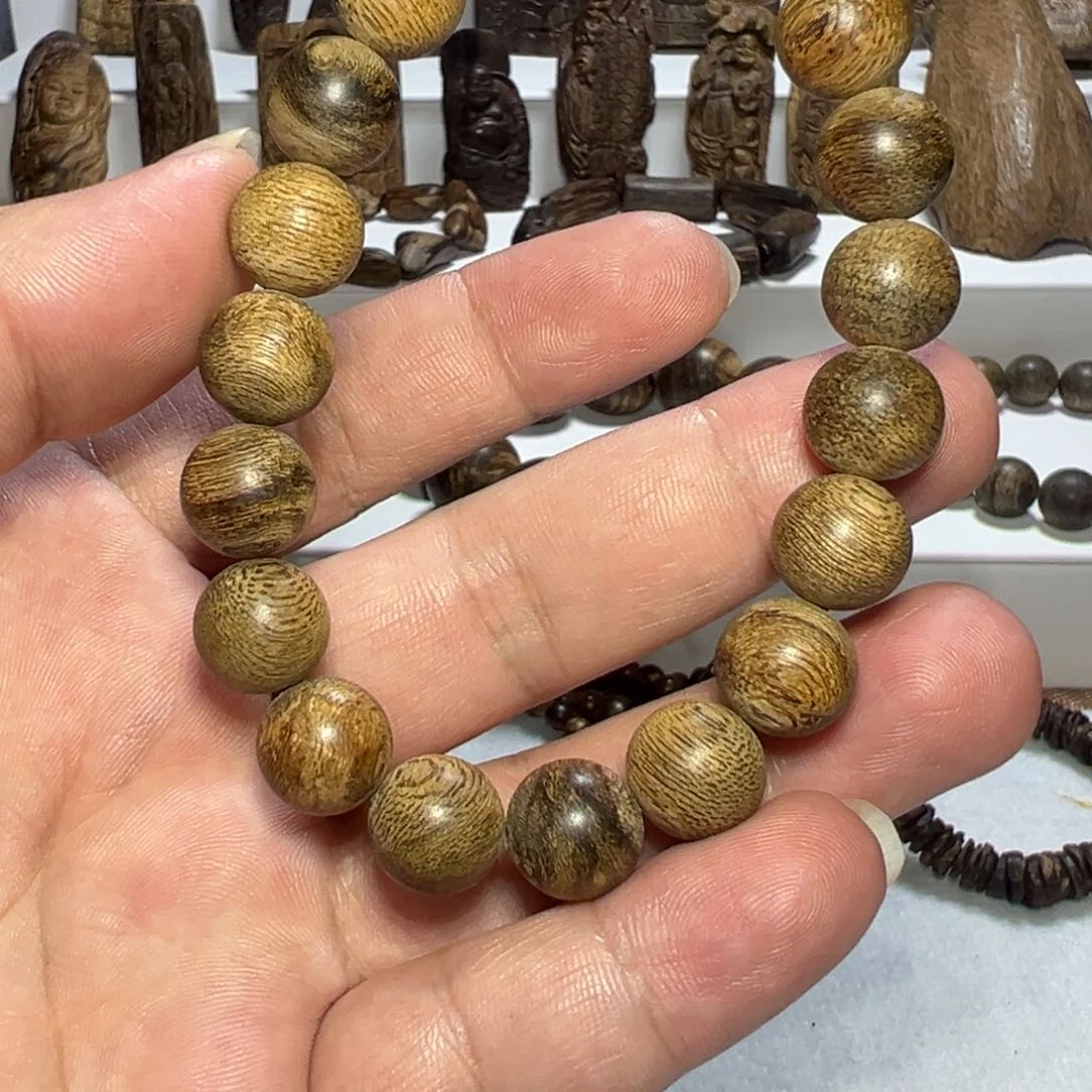 沉香碎屑沉香东马1.1  13克