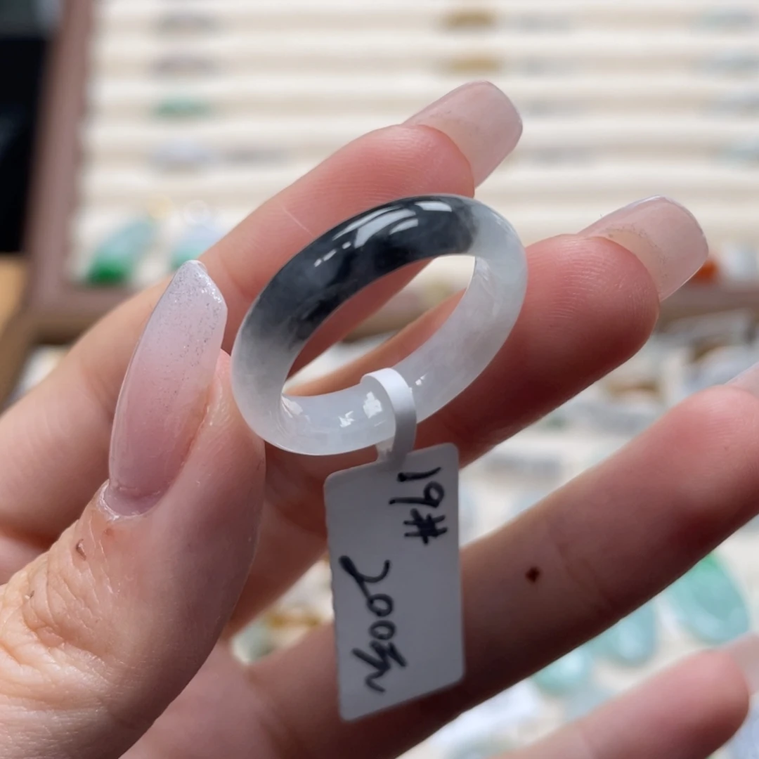 翡翠未镶嵌戒圈a57港圈19半山水乌鸡