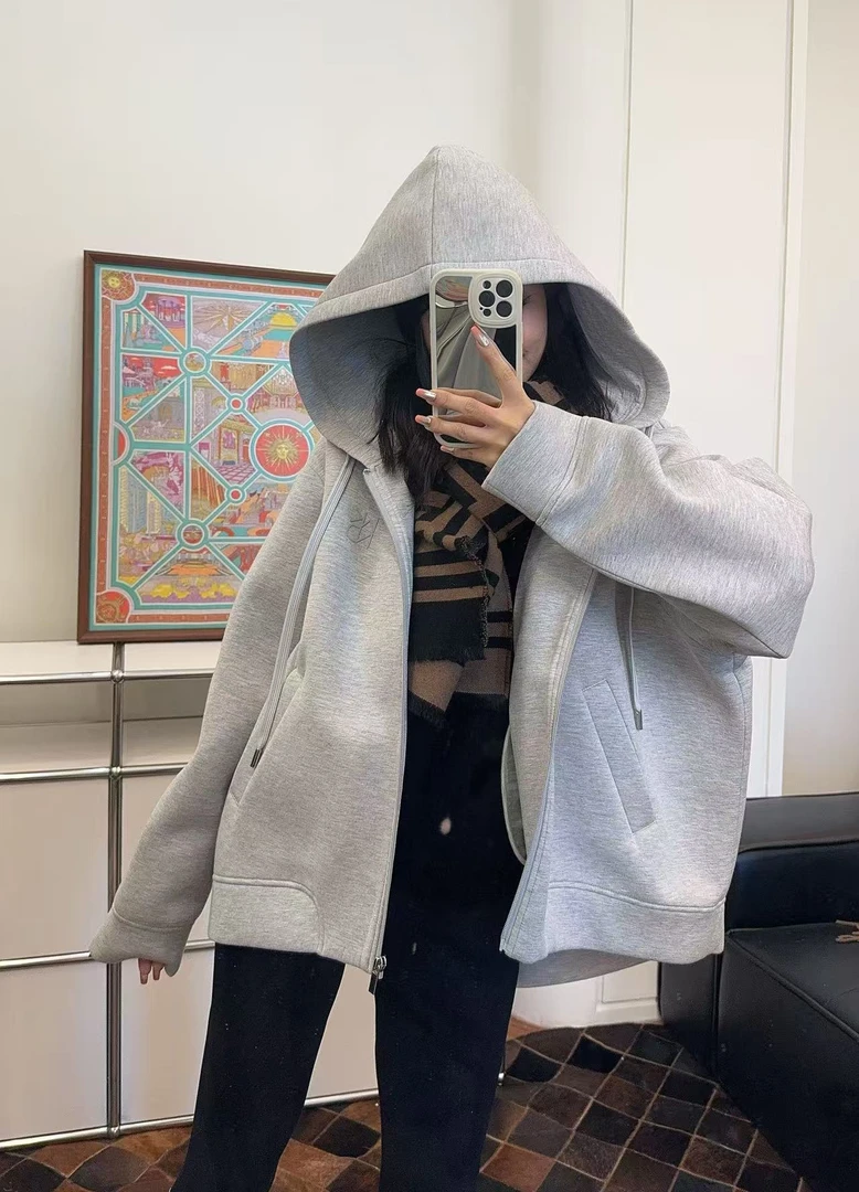 全新未使用 MaxMara 25年新款 纯色抽绳连帽卫衣