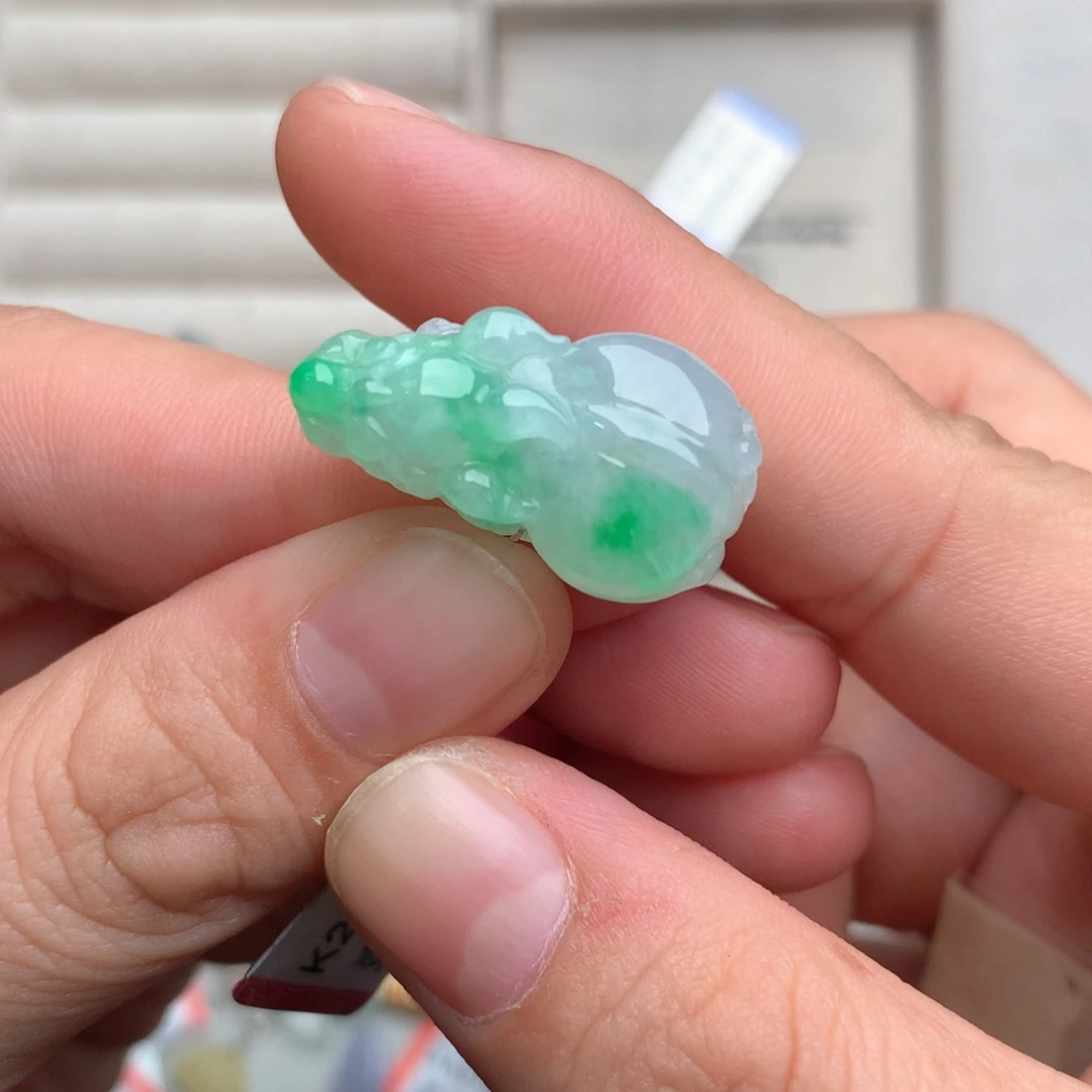 【闪购商品】未镶嵌挂件翡翠一