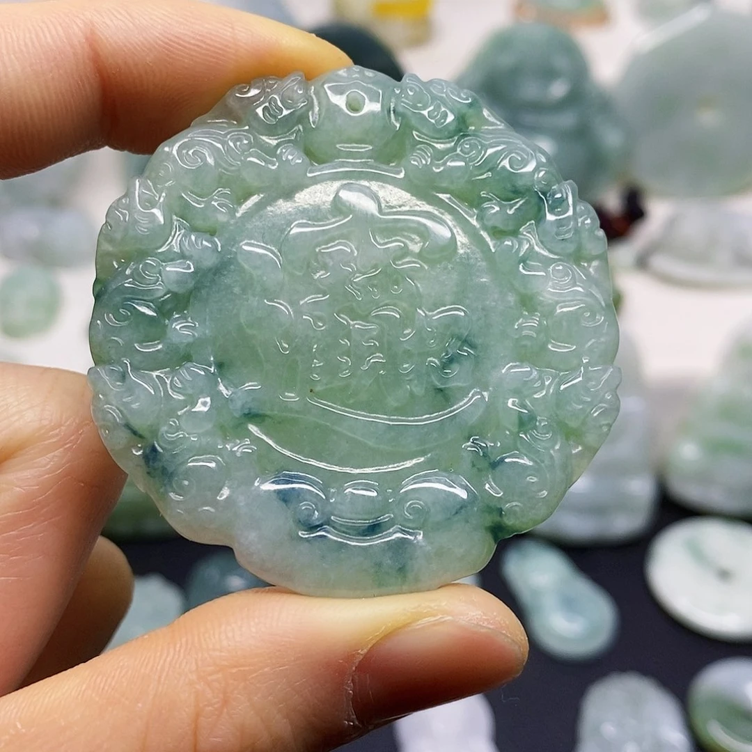 翡翠颈饰未镶嵌吊坠