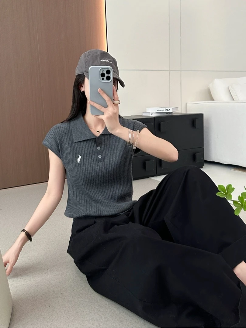 韩系翻领半开纽扣刺绣坑条女夏季宽松时尚薄款显瘦毛衣针织短袖