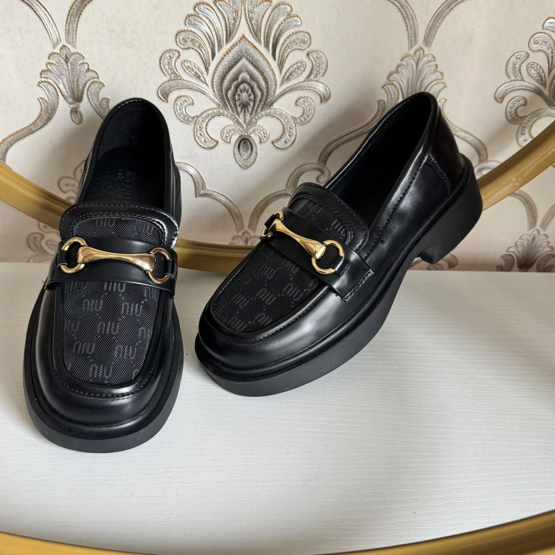 [ 6139] 女鞋网面鞋英伦风金属扣皮鞋软底厚底