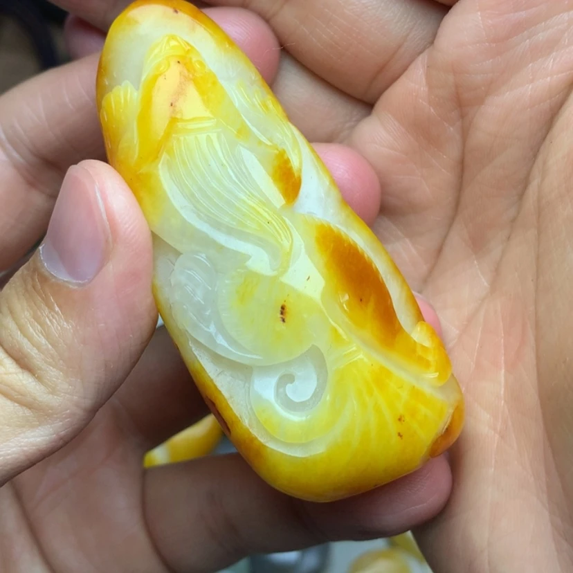 【闪购商品】颈饰未镶嵌和田玉（糖玉）