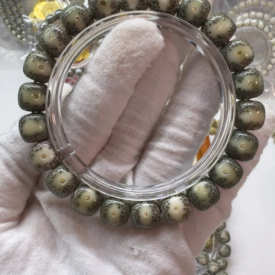 星月菩提手串绿包白大眼睛4