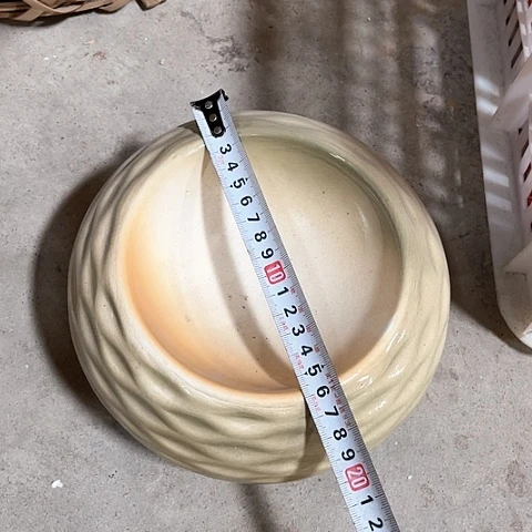 微瑕，口径15厘米，高度8