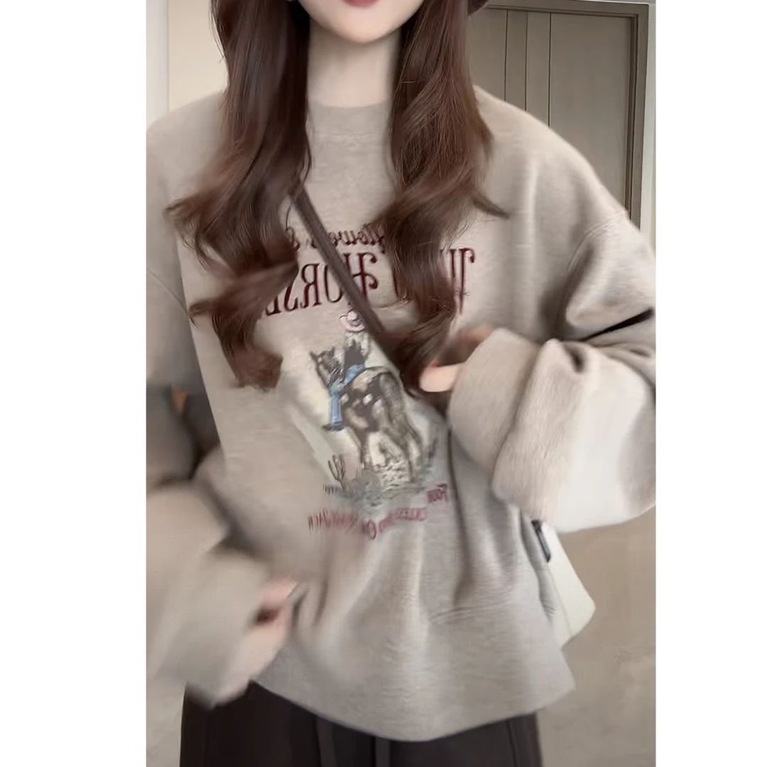 2025秋季新款美式复古别致宽松酷潮圆领字母卫衣女气质休闲上衣潮