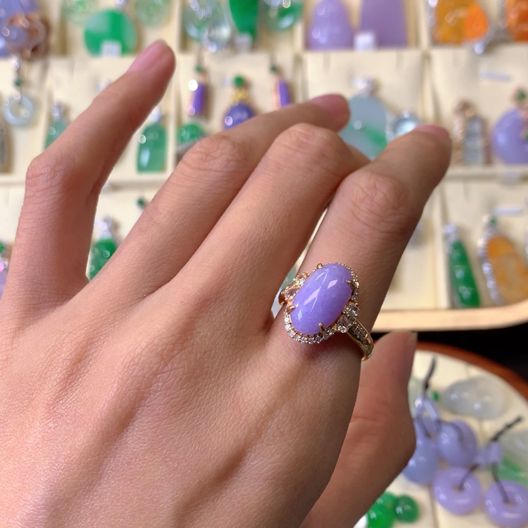 翡翠戒指18K金镶嵌戒指