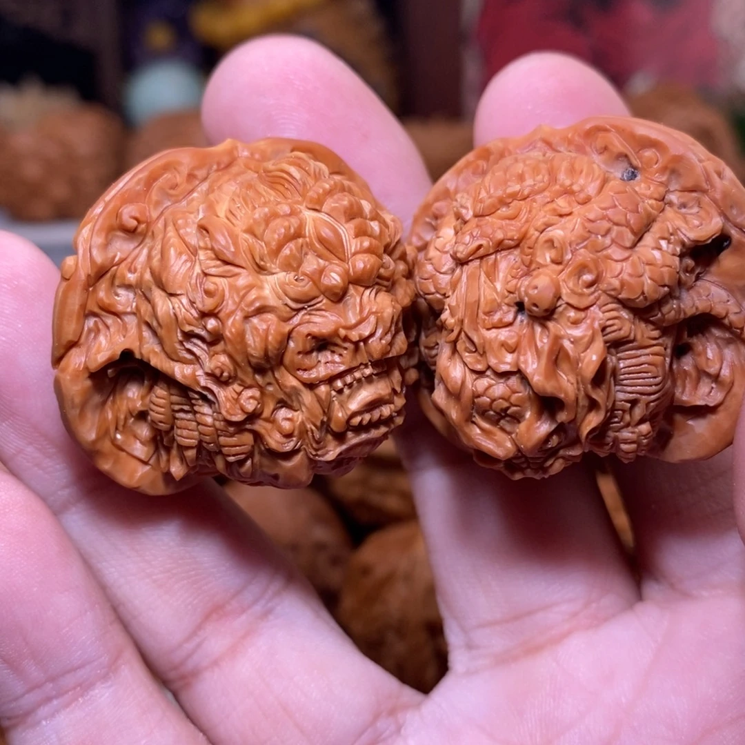 文玩核桃把件纯手工雕刻四大神兽