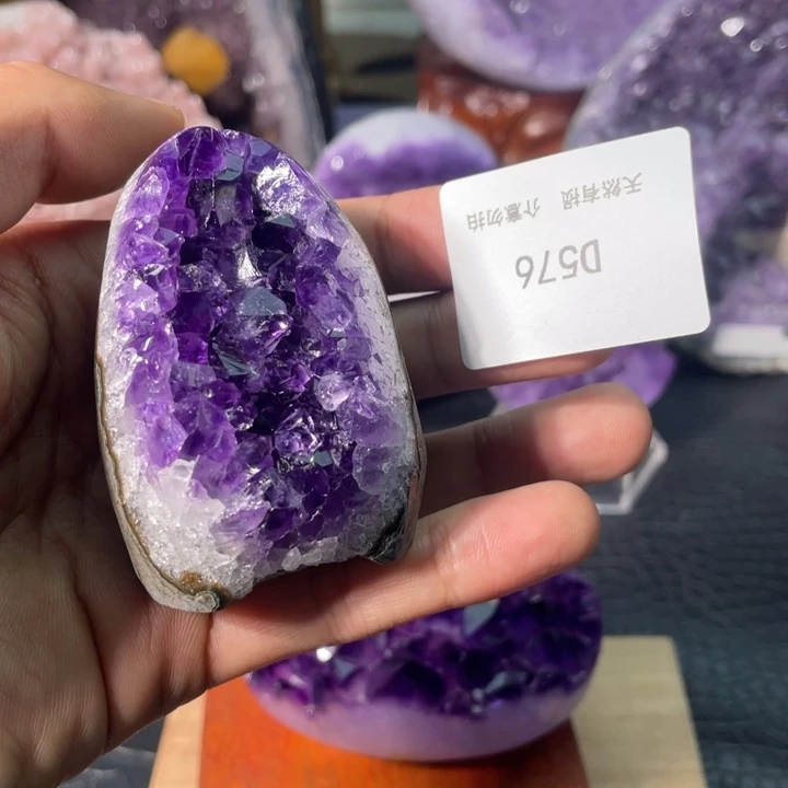 紫晶大型摆件（非配饰）未镶嵌