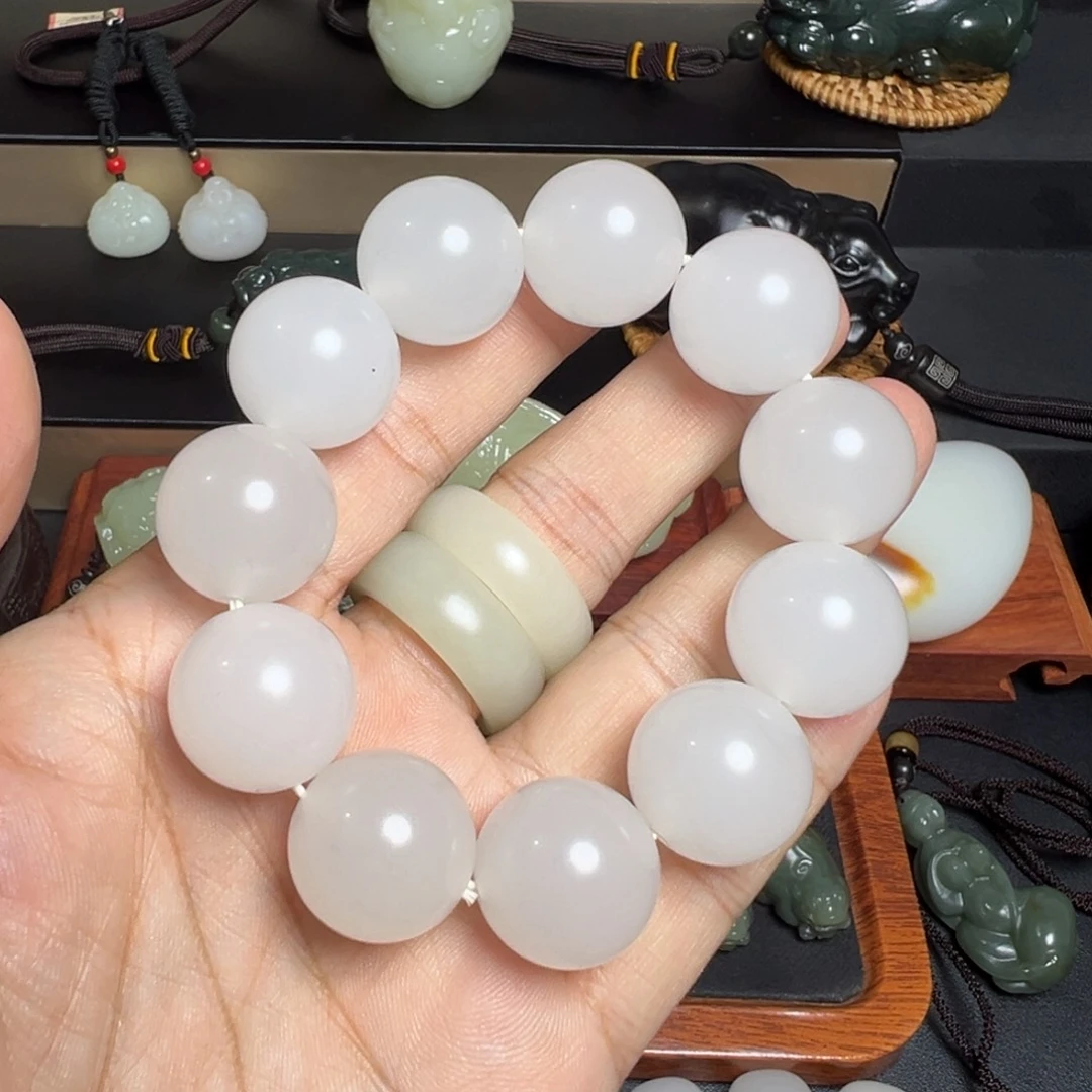 软玉未镶嵌挂件天然玉石精品