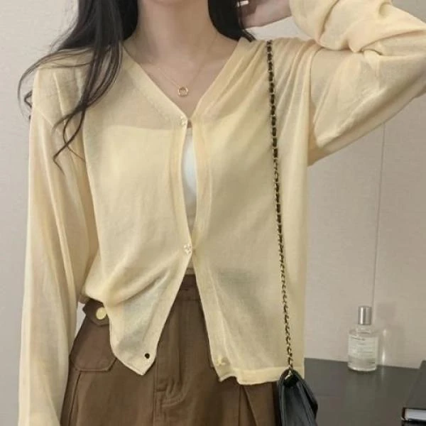 港味温柔长袖衬衫女夏季新款纯色宽松显瘦开衫短款针织衫ins上